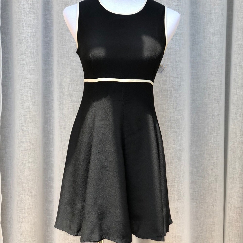 Eva Bazzardi baby doll mini black dress with white trim